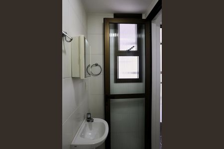 Apartamento para alugar com 107m², 3 quartos e 2 vagas Apartamento para alugar com 107m², 3 quartos e 2 vagasBanheiro de serviço