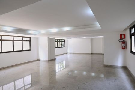 Apartamento para alugar com 107m², 3 quartos e 2 vagas Apartamento para alugar com 107m², 3 quartos e 2 vagasÁrea comum - Salão de festas