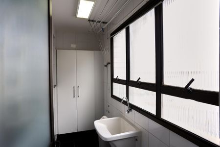 Apartamento para alugar com 107m², 3 quartos e 2 vagas Apartamento para alugar com 107m², 3 quartos e 2 vagasÁrea de Serviço