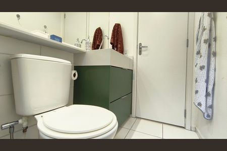 Apartamento para alugar com 45m², 2 quartos e 1 vaga Apartamento para alugar com 45m², 2 quartos e 1 vagaBanheiro