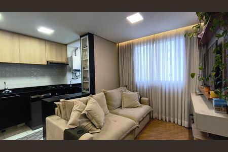 Sala de apartamento para alugar com 2 quartos, 45m² em Liberdade, São Paulo