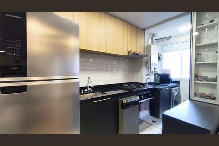 Apartamento para alugar com 45m², 2 quartos e 1 vaga Apartamento para alugar com 45m², 2 quartos e 1 vagaCozinha e Área de Serviço