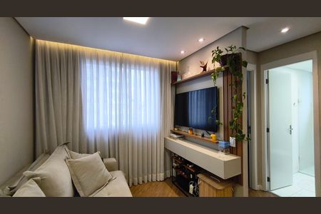 Sala de apartamento para alugar com 2 quartos, 45m² em Liberdade, São Paulo