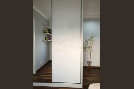 Apartamento à venda com 181m², 4 quartos e sem vaga