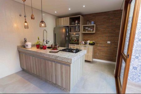 Casa à venda com 140m², 2 quartos e 2 vagas
