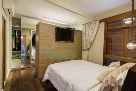 Casa à venda com 2 quartos, 140m² em Indianópolis, São Paulo