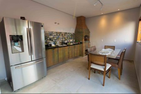 Casa à venda com 2 quartos, 140m² em Indianópolis, São Paulo