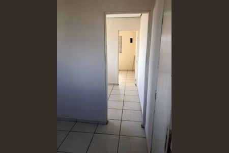 Corredor de apartamento para alugar com 1 quarto, 35m² em Parque Sao Miguel, São Paulo