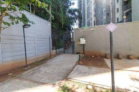 Apartamento à venda com 44m², 2 quartos e sem vaga Apartamento à venda com 44m², 2 quartos e sem vagaSaida alternativa