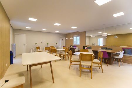 Apartamento à venda com 44m², 2 quartos e sem vaga Apartamento à venda com 44m², 2 quartos e sem vagaÁrea comum - Salão de festas