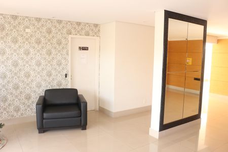 Apartamento à venda com 128m², 3 quartos e 3 vagasHall social