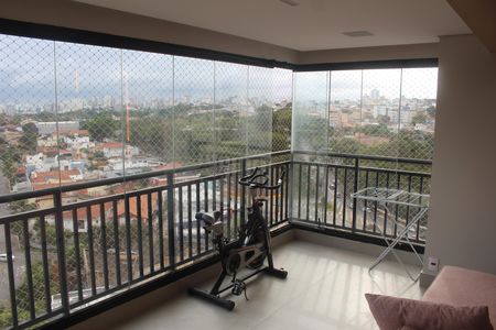Apartamento à venda com 128m², 3 quartos e 3 vagasVaranda