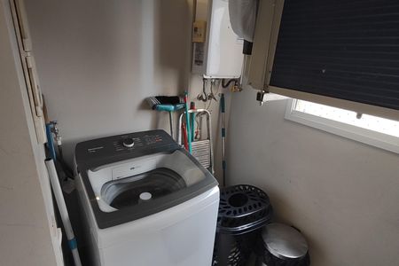 Apartamento à venda com 128m², 3 quartos e 3 vagas Apartamento à venda com 128m², 3 quartos e 3 vagasÁrea de Serviço