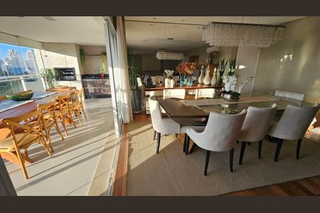 Apartamento à venda com 266m², 4 quartos e 4 vagas