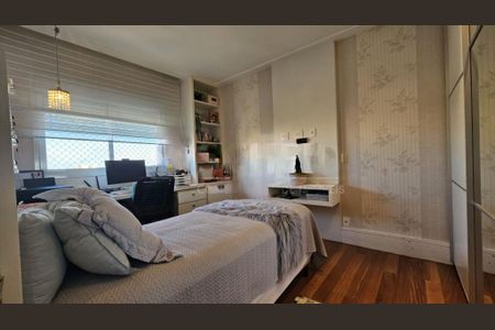 Apartamento à venda com 266m², 4 quartos e 4 vagas