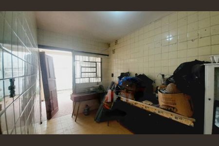 Casa à venda com 3 quartos, 220m² em Vila Inglesa, São Paulo