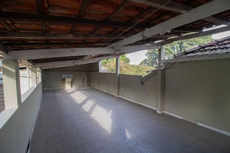 Casa para alugar com 320m², 3 quartos e 2 vagas Casa para alugar com 320m², 3 quartos e 2 vagasTERRAÇO E ÁREA DE SERVIÇO