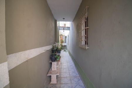 Casa para alugar com 320m², 3 quartos e 2 vagas Casa para alugar com 320m², 3 quartos e 2 vagasCORREDOR DE ENTRADA