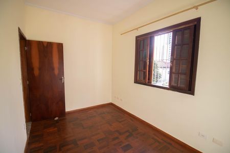 Casa para alugar com 320m², 3 quartos e 2 vagas Casa para alugar com 320m², 3 quartos e 2 vagasQUARTO 2