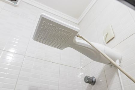 Casa de condomínio à venda com 120m², 4 quartos e 2 vagas Casa de condomínio à venda com 120m², 4 quartos e 2 vagasBanheiro Social