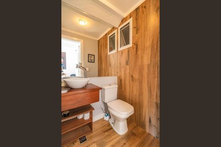 Casa de condomínio à venda com 120m², 4 quartos e 2 vagas Casa de condomínio à venda com 120m², 4 quartos e 2 vagasLavabo