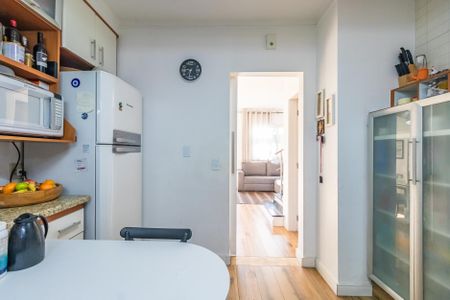 Casa de condomínio à venda com 120m², 4 quartos e 2 vagas Casa de condomínio à venda com 120m², 4 quartos e 2 vagasCozinha