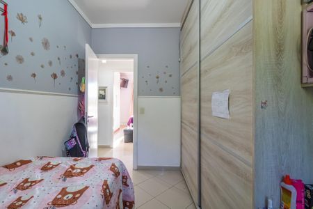Casa de condomínio à venda com 120m², 4 quartos e 2 vagas Casa de condomínio à venda com 120m², 4 quartos e 2 vagasQuarto 1