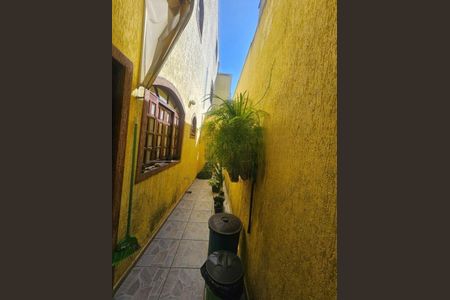 Casa à venda com 170m², 3 quartos e 2 vagas