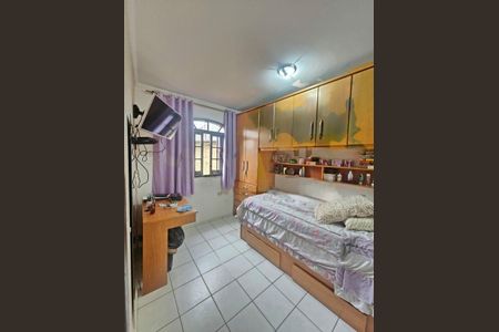 Casa à venda com 3 quartos, 170m² em Vila do Castelo, São Paulo