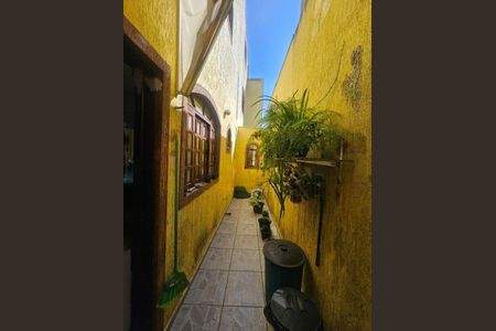 Casa à venda com 170m², 3 quartos e 2 vagas