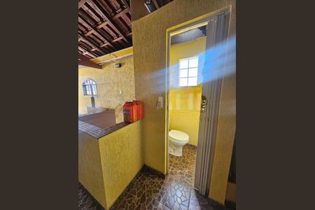 Casa à venda com 170m², 3 quartos e 2 vagas
