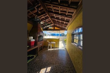 Casa à venda com 170m², 3 quartos e 2 vagas