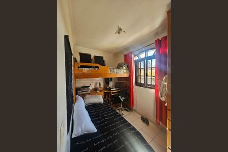 Casa à venda com 170m², 3 quartos e 2 vagas