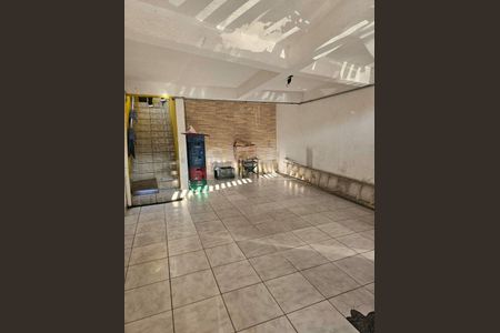 Casa à venda com 170m², 3 quartos e 2 vagas