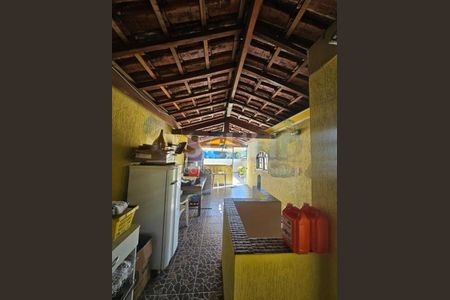 Casa à venda com 170m², 3 quartos e 2 vagas
