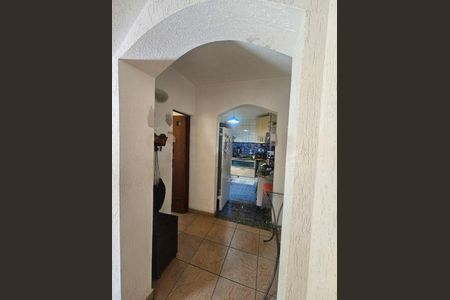 Casa à venda com 170m², 3 quartos e 2 vagas