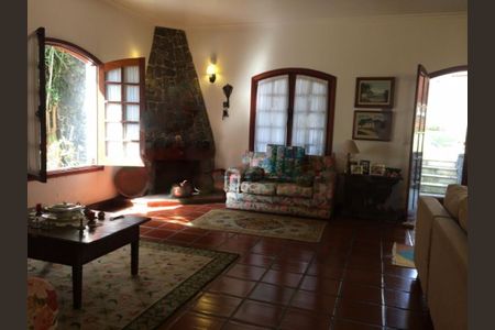 Casa à venda com 3 quartos, 400m² em Parque Guarapiranga, São Paulo