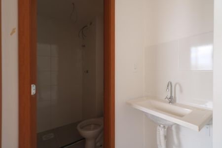 Banheiro de apartamento à venda com 2 quartos, 36m² em Vila Palmares, São Caetano do Sul