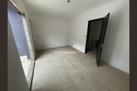 Casa à venda com 4 quartos, 147m² em Vila Gertrudes, São Paulo