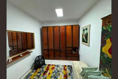 Casa à venda com 119m², 3 quartos e 3 vagas