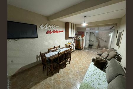 Casa à venda com 3 quartos, 119m² em Cidade Ademar, São Paulo