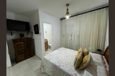 Casa à venda com 119m², 3 quartos e 3 vagas
