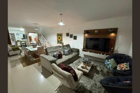 Casa à venda com 3 quartos, 119m² em Cidade Ademar, São Paulo