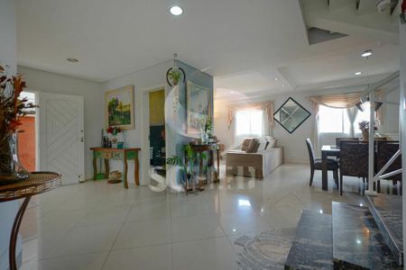 Casa à venda com 4 quartos, 240m² em Interlagos, São Paulo
