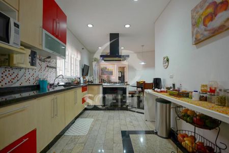 Casa à venda com 4 quartos, 240m² em Interlagos, São Paulo