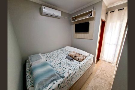 Casa à venda com 80m², 2 quartos e 3 vagasQuarto 