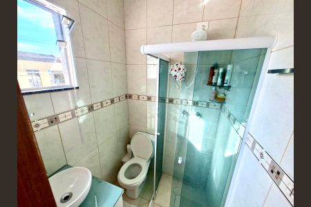 Casa à venda com 80m², 2 quartos e 3 vagasBanheiro 2