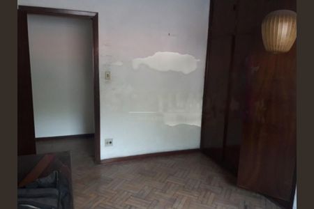 Casa à venda com 4 quartos, 289m² em Jardim Marajoara, São Paulo