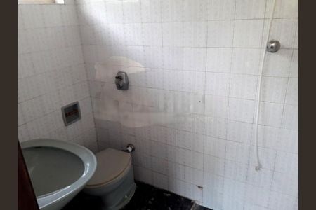 Casa à venda com 4 quartos, 289m² em Jardim Marajoara, São Paulo