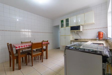 Casa à venda com 115m², 3 quartos e 2 vagasCozinha 2